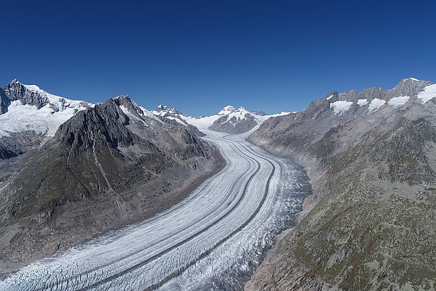 Der Grosse Aletschgletscher ist mit ca. 20 km Länge derzeit der längste Gletscher der Europäischen Alpen. Foto: Lander Van Tricht (ETH Zurich / Vrije Universiteit Brussel).