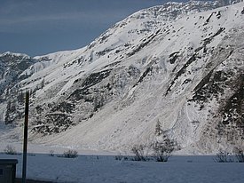 Nassschneelawine, Gotschnawang, Klosters (GR). Bild:Benjamin Zweifel, SLF