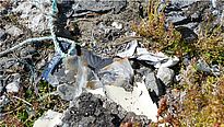 Plastikmüll in abgelegenen Gebieten wie hier in Tasilaq, Ostgrönland. Photo: Beat Frey (WSL)